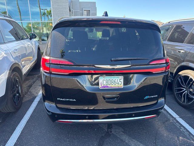 Used 2023 Chrysler Pacifica Touring-L FWD image 7