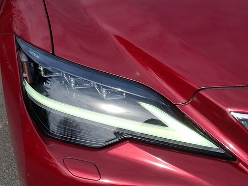 Certified 2022 Lexus LS 500 AWD w/ Interior Upgrade Package image 9