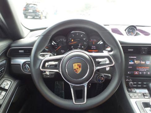 Certified 2017 Porsche 911 Carrera image 8