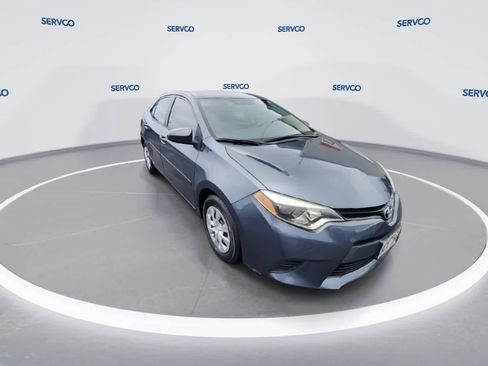 Used 2014 Toyota Corolla LE image 2