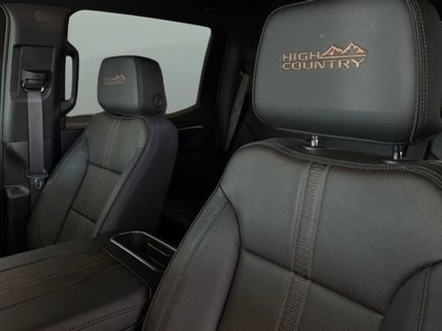Used 2025 Chevrolet Silverado 1500 High Country w/ Technology Package image 20