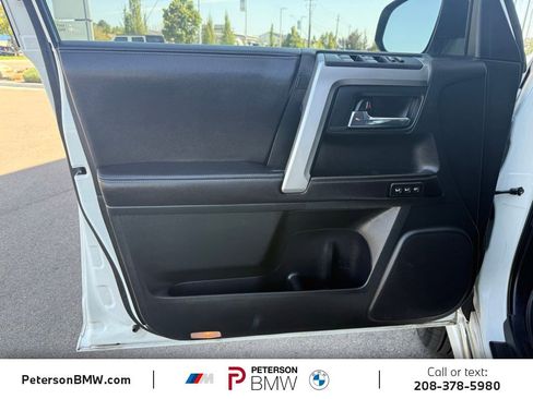 Used 2016 Toyota 4Runner Limited AWD/4WD image 13