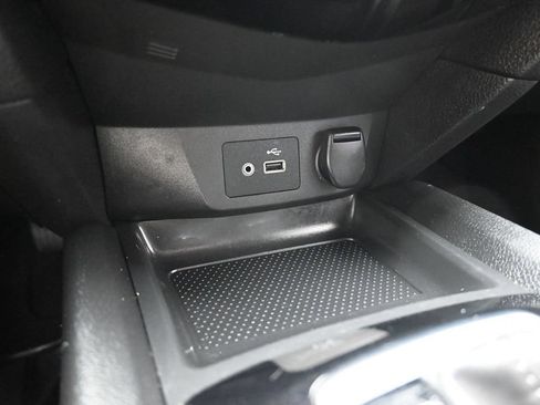 Used 2019 Nissan Rogue Sport SV AWD/4WD image 22