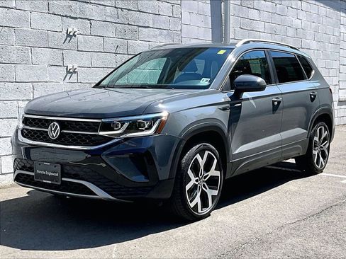 Used 2023 Volkswagen Taos SEL AWD/4WD image 1