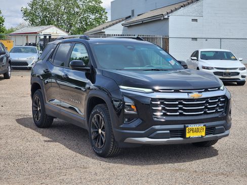 Used 2025 Chevrolet Equinox LT w/ Convenience Package II AWD/4WD image 5