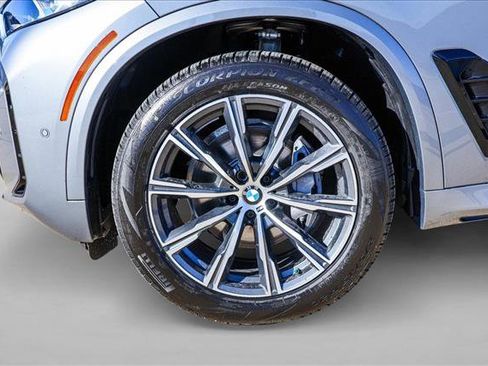 New 2026 BMW X5 xDrive40i image 9