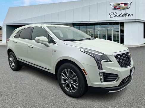 Certified 2023 Cadillac XT5 Premium Luxury w/ LPO, Floor Liner Package image 7