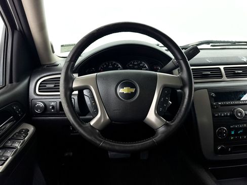 Used 2013 Chevrolet Silverado 1500 LTZ w/ Z71 Appearance Package RWD image 3