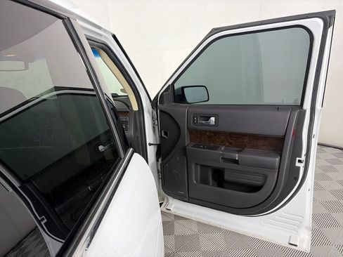 Certified 2019 Ford Flex Limited AWD/4WD image 30