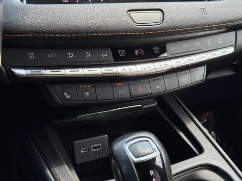Used 2019 Cadillac XT4 Sport FWD image 32