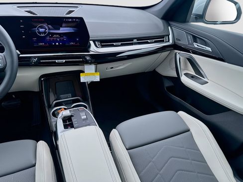 New 2026 BMW X1 xDrive28i w/ Convenience Package image 18