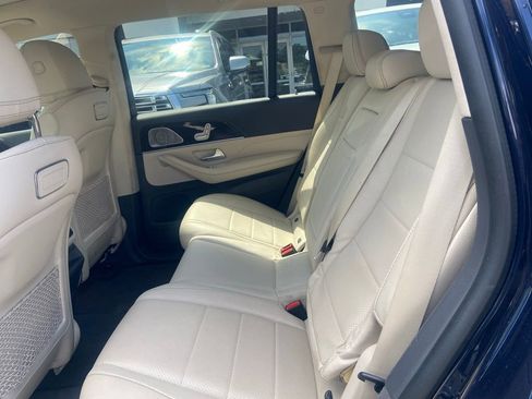 Used 2020 Mercedes-Benz GLS 450 4MATIC image 14