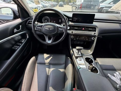 Certified 2025 Genesis G70 2.5T AWD/4WD image 13