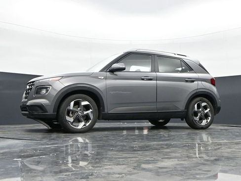 Used 2020 Hyundai Venue SEL w/ Convenience + Premium Package FWD image 37
