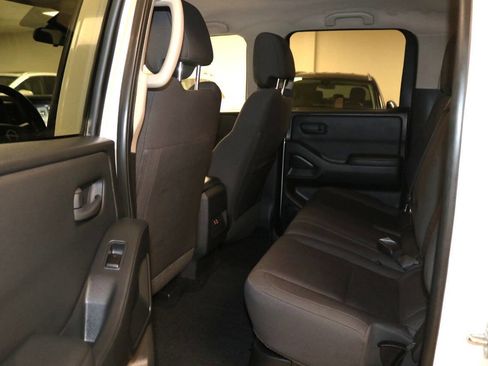 Used 2022 Nissan Frontier S image 13