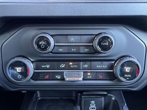 New 2026 Ford Bronco Big Bend AWD/4WD image 19