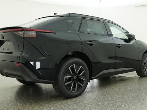 New 2026 Toyota bZ FWD image 25