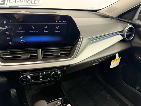 New 2026 Chevrolet Trax LT w/ Midnight Edition FWD image 24