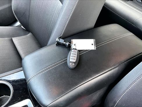 Used 2024 Nissan Altima 2.5 SV image 15