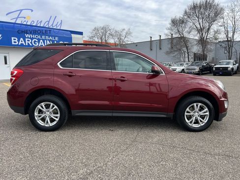 Used 2017 Chevrolet Equinox LT w/ Convenience Package AWD/4WD image 11