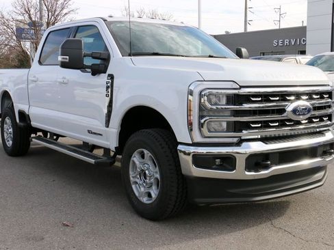 New 2026 Ford F250 XLT w/ XLT Premium Package image 4