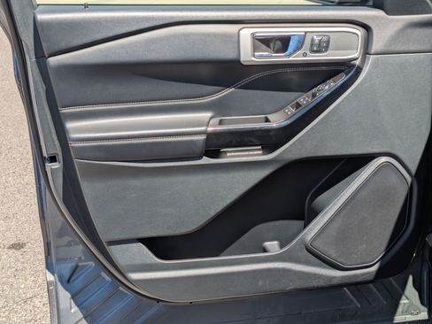 Used 2021 Ford Explorer ST AWD/4WD image 9