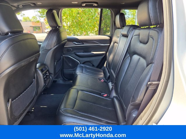 Used 2024 Jeep Grand Cherokee Limited 4xe AWD/4WD image 13