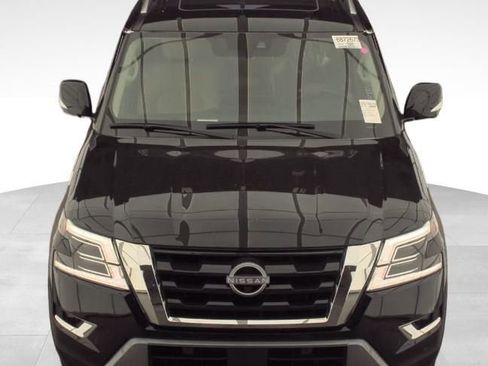 Used 2024 Nissan Armada SL w/ Captain's Chairs Package image 5