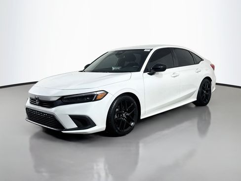 Used 2024 Honda Civic Sport image 4