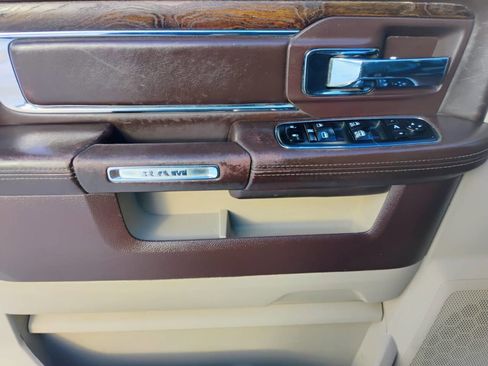 Used 2016 RAM 2500 Longhorn w/ Convenience Group image 16