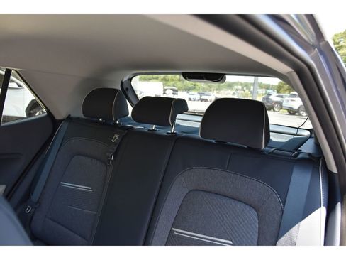 New 2025 Hyundai Venue Limited image 29