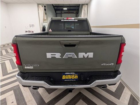 New 2026 RAM 1500 Laramie AWD/4WD image 14
