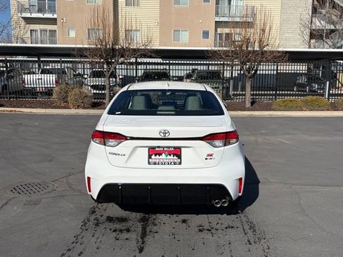 New 2026 Toyota Corolla SE w/ SE Premium Package image 4