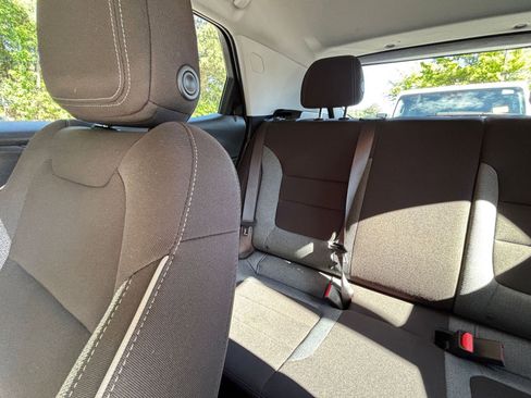 Used 2025 Chevrolet TrailBlazer LT FWD image 39