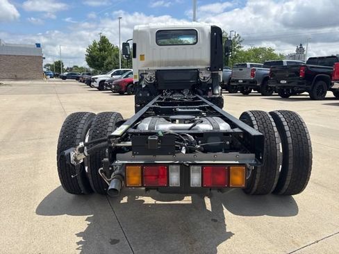 New 2025 Chevrolet Low Cab Forward 5500HG RWD image 36