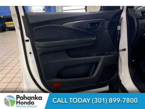 Used 2023 Honda Passport EX-L image 25