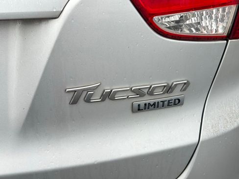 Used 2012 Hyundai Tucson Limited FWD image 5