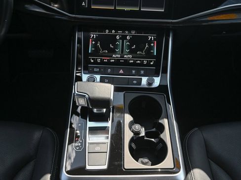 Used 2022 Audi Q8 Premium Plus image 35