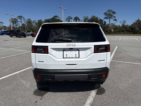 New 2026 Jeep Cherokee Laredo image 4