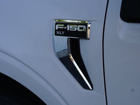 Used 2023 Ford F150 XLT w/ Trailer Tow Package AWD/4WD image 10