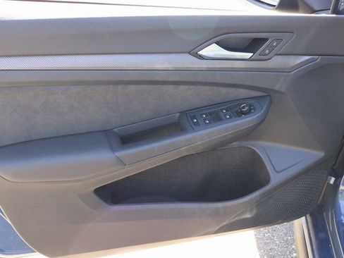 New 2026 Volkswagen GTI SE image 11