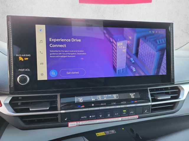 Used 2026 Toyota Sienna XLE FWD image 13