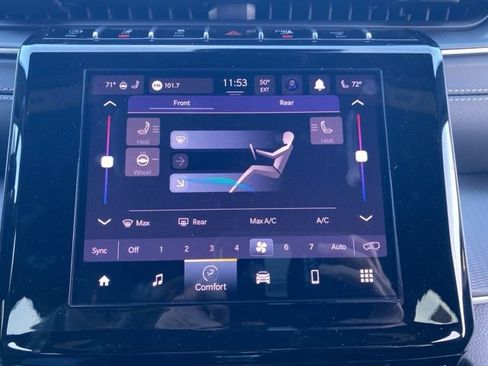 New 2025 Jeep Grand Cherokee L Laredo image 29