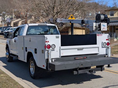 Used 2017 Ford F350 XL w/ Power Equipment Group AWD/4WD image 9