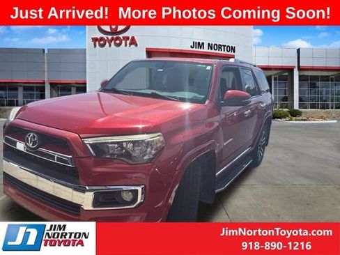 Used 2016 Toyota 4Runner Limited AWD/4WD image 6