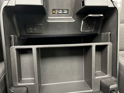 New 2026 GMC Sierra 1500 Elevation image 28