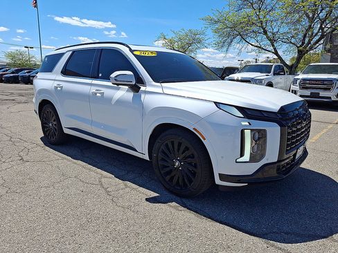 Used 2025 Hyundai Palisade Calligraphy AWD/4WD image 2