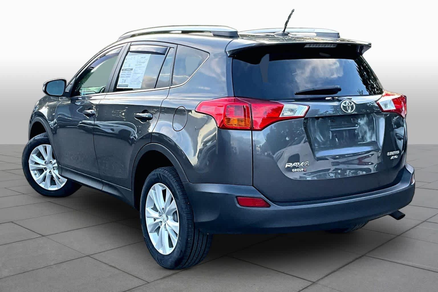 Used 2015 Toyota RAV4 Limited w/ Technology Package AWD/4WD image 12