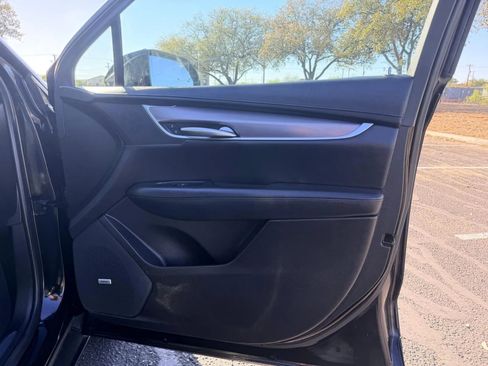 Used 2019 Cadillac XT5 Premium Luxury image 22