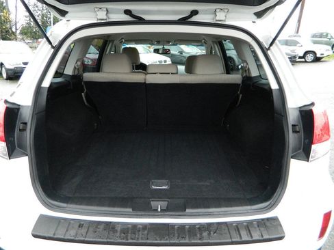 Used 2013 Subaru Outback 2.5i image 10